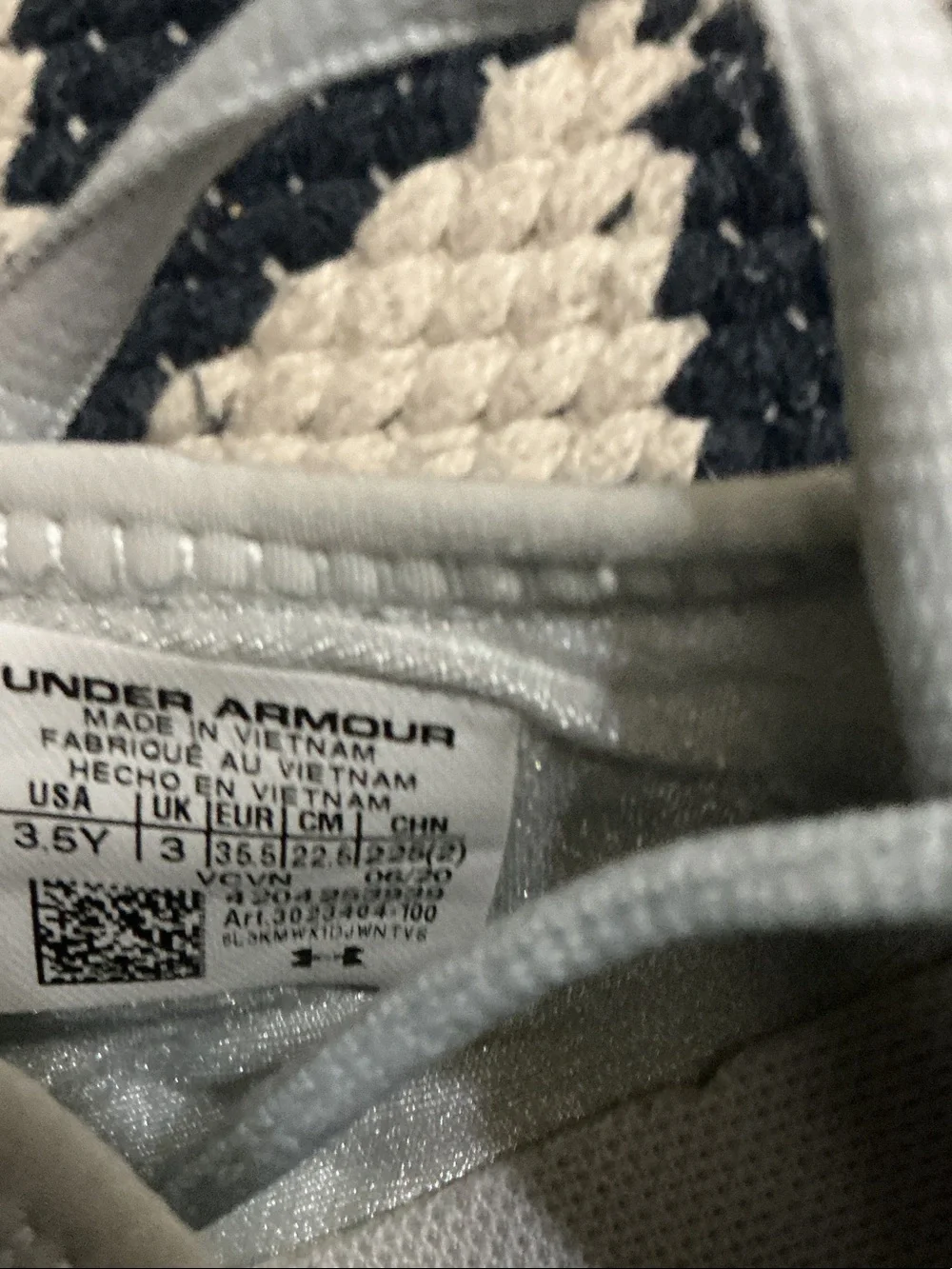 Under Armour Girl’s Infinity 3